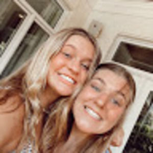 Meet your Posher, Aliza